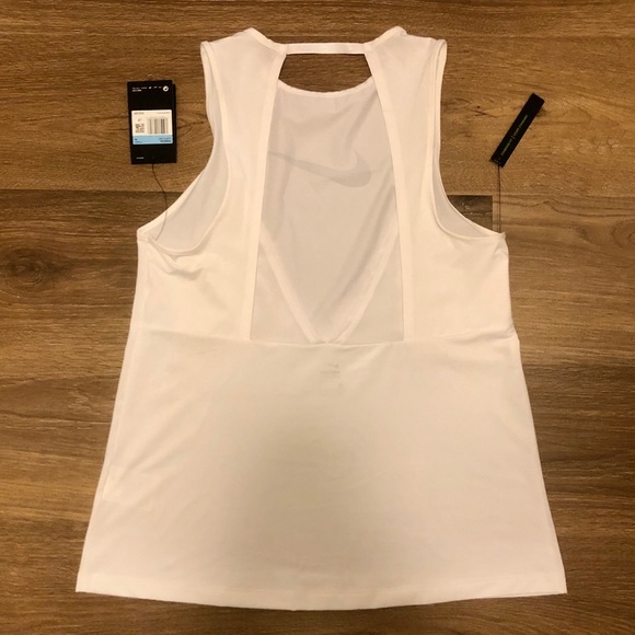 Nike Pro Workout Tank - Picture 2 of 3